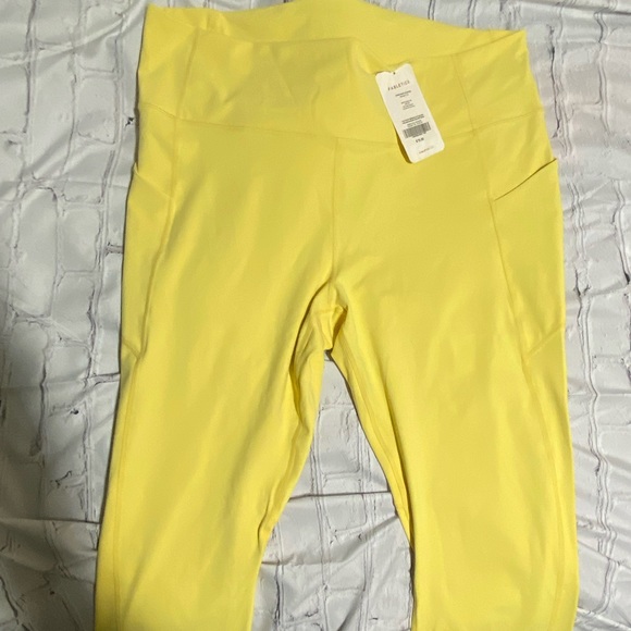 Fabletics Pants - Fabletics High Waisted Oasis Leggings 4x